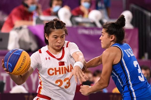 奇拉维特：塔皮亚就是个独裁者，我和拉普拉塔大学生站在一起（奇拉维特批塔皮亚为独裁者，力挺拉普拉塔大学生）