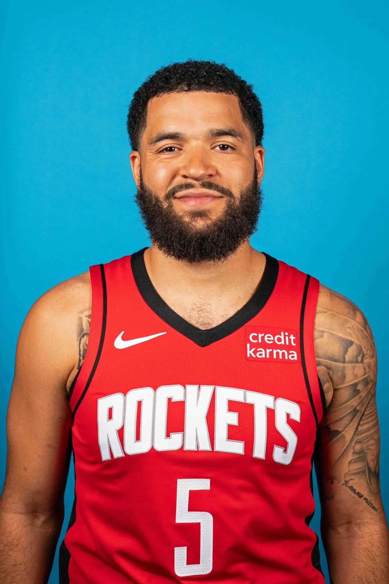 刘若钒：给自己的赛季表现打及格分；穆斯卡特提高了我的自信（刘若钒自评赛季仅及格，称穆斯卡特让他更自信）