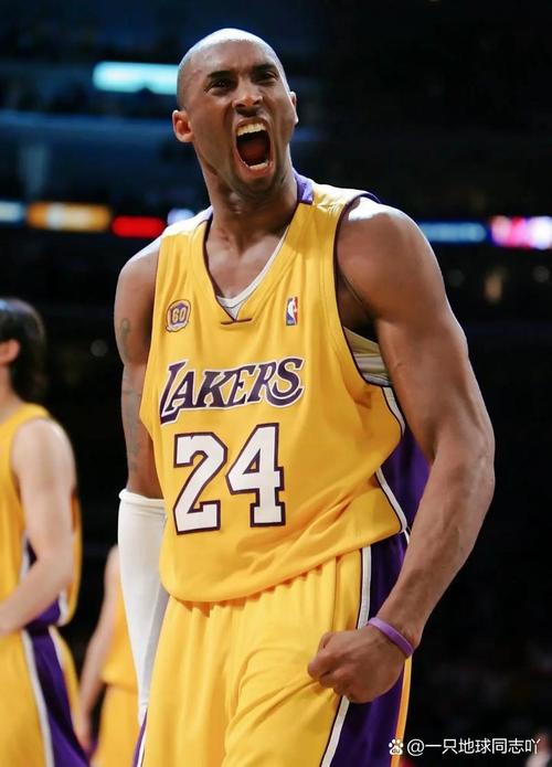 波多尔斯基：仍与阿森纳保持着深厚联系，有预感本赛季能夺冠（波多尔斯基：与阿森纳情谊不减，预感枪手本赛季将问鼎）