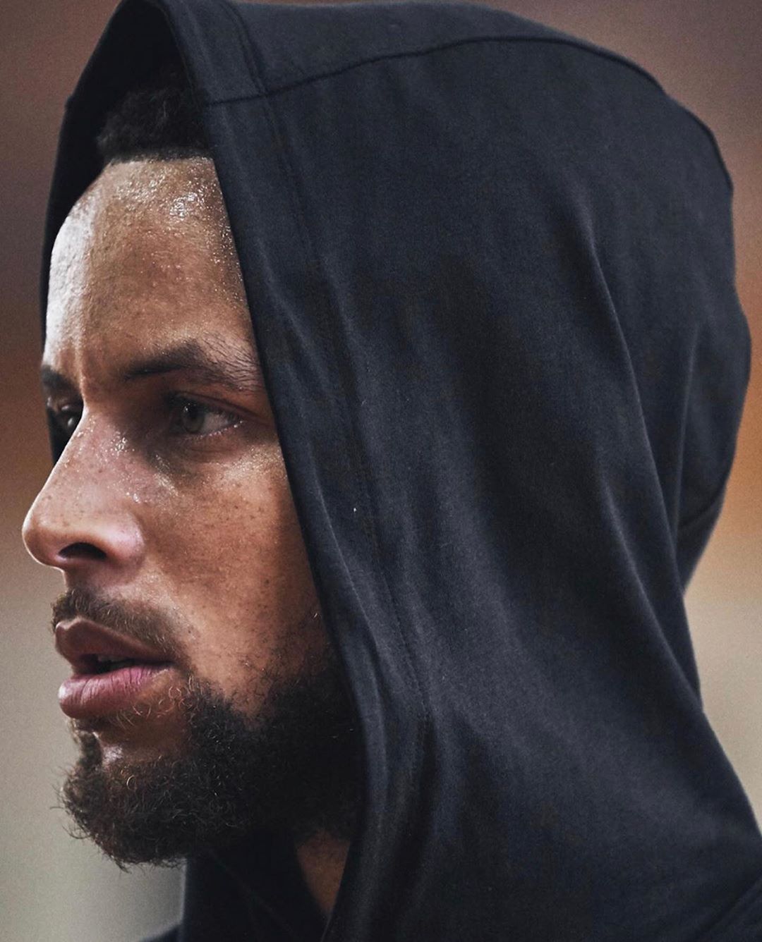 穆里尼奥：很明显我不会去执教皇马，甚至都不需要去讨论（穆里尼奥：我肯定不会执教皇马，这个话题无需讨论）