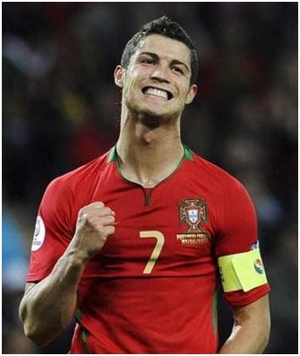 剑南春丨国米2-0拉齐奥登顶，劳塔罗闪击，博尼破门（剑南春丨国米2比0击败拉齐奥登顶榜首，劳塔罗闪电破门，博尼建功）