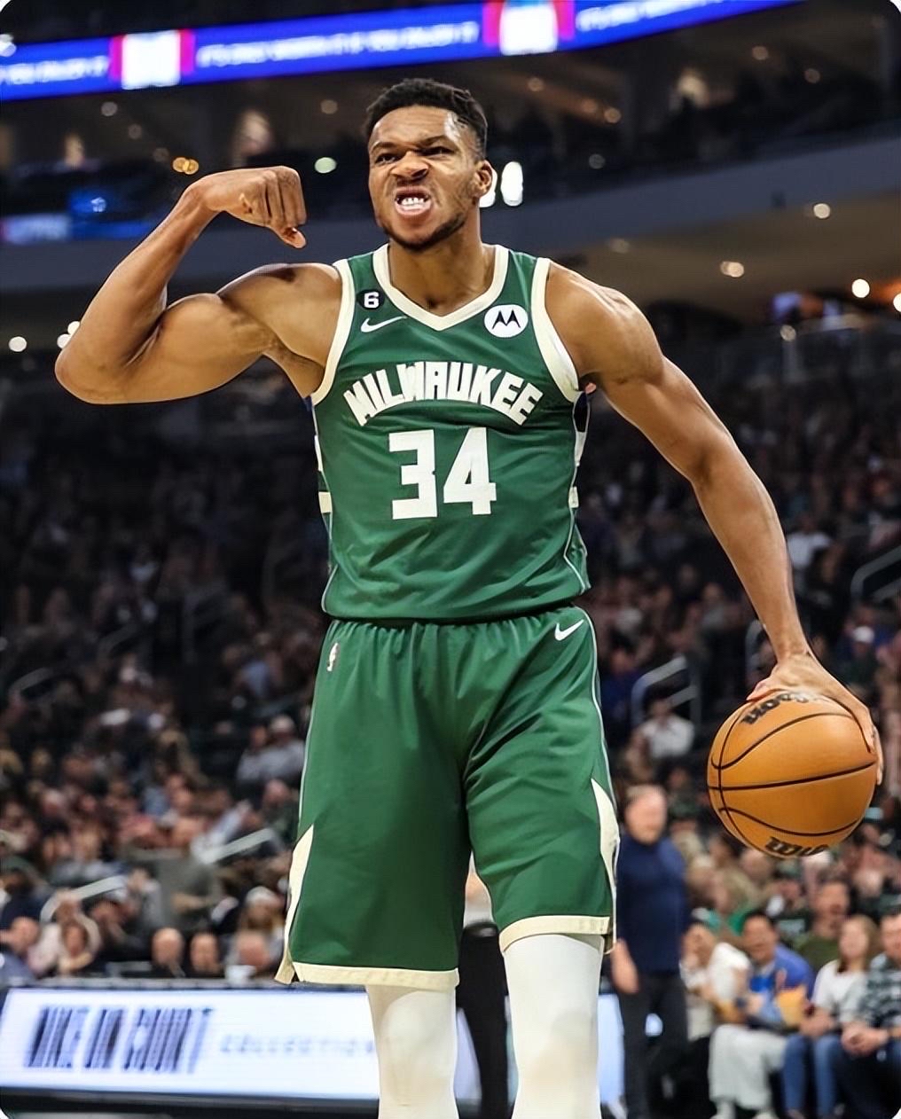 记者：阿根廷全队周四启程前往安哥拉，梅西届时将首发出战（记者：阿根廷队周四启程赴安哥拉，梅西预计首发亮相）