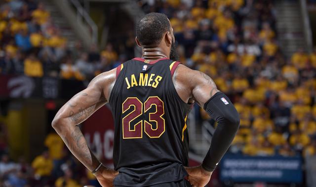 是否会拒签看世界杯的球迷？白宫官员：签证关乎国家安全（白宫官员：签证事关国家安全，赴世界杯观赛球迷会否被拒签？）