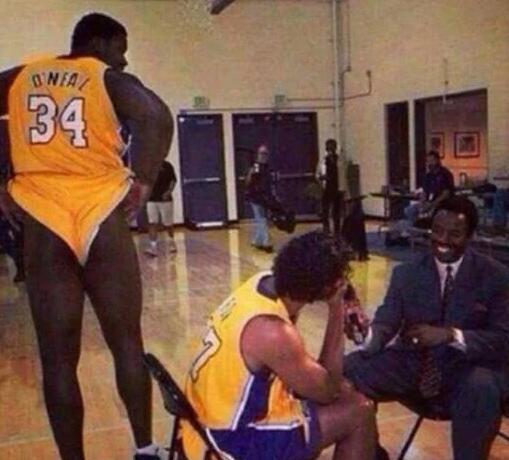 德容：难道我非要去英超才能证明自己的价值吗？我不这么认为（德容：无需赴英超也能证明自己）