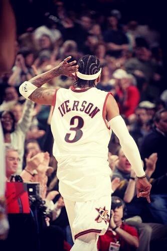 劳模倒下，皇家社会队长奥亚萨瓦尔腘绳肌受伤，或将伤缺三周（皇家社会噩耗：队长奥亚萨瓦尔腘绳肌受伤，预计缺阵三周）