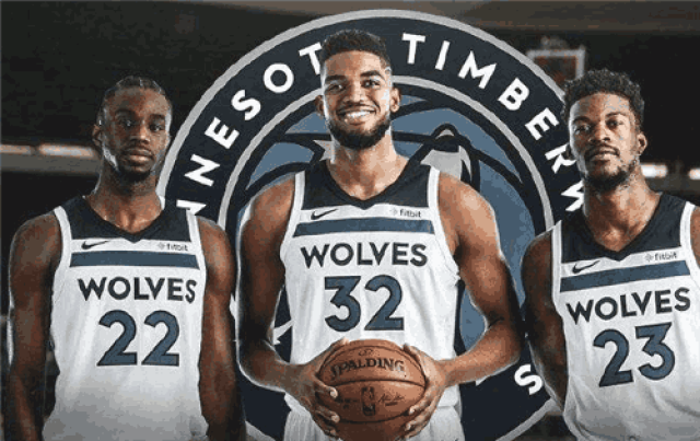 费拉拉：没人规定尤文这赛季必须夺冠，但争前四他们仍需提高（费拉拉：本季尤文不必非夺冠，但冲击前四仍需提升）