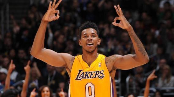 尤文vs乌迪内斯：伊尔迪兹、乔纳森-戴维首发，麦肯尼出战（尤文迎战乌迪内斯：伊尔迪兹、乔纳森-戴维进入首发，麦肯尼出战）