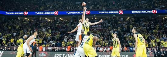 在重庆铜梁备战期间，U16国足参观了邱少云烈士纪念馆（U16国足在重庆铜梁备战之际走进邱少云烈士纪念馆）